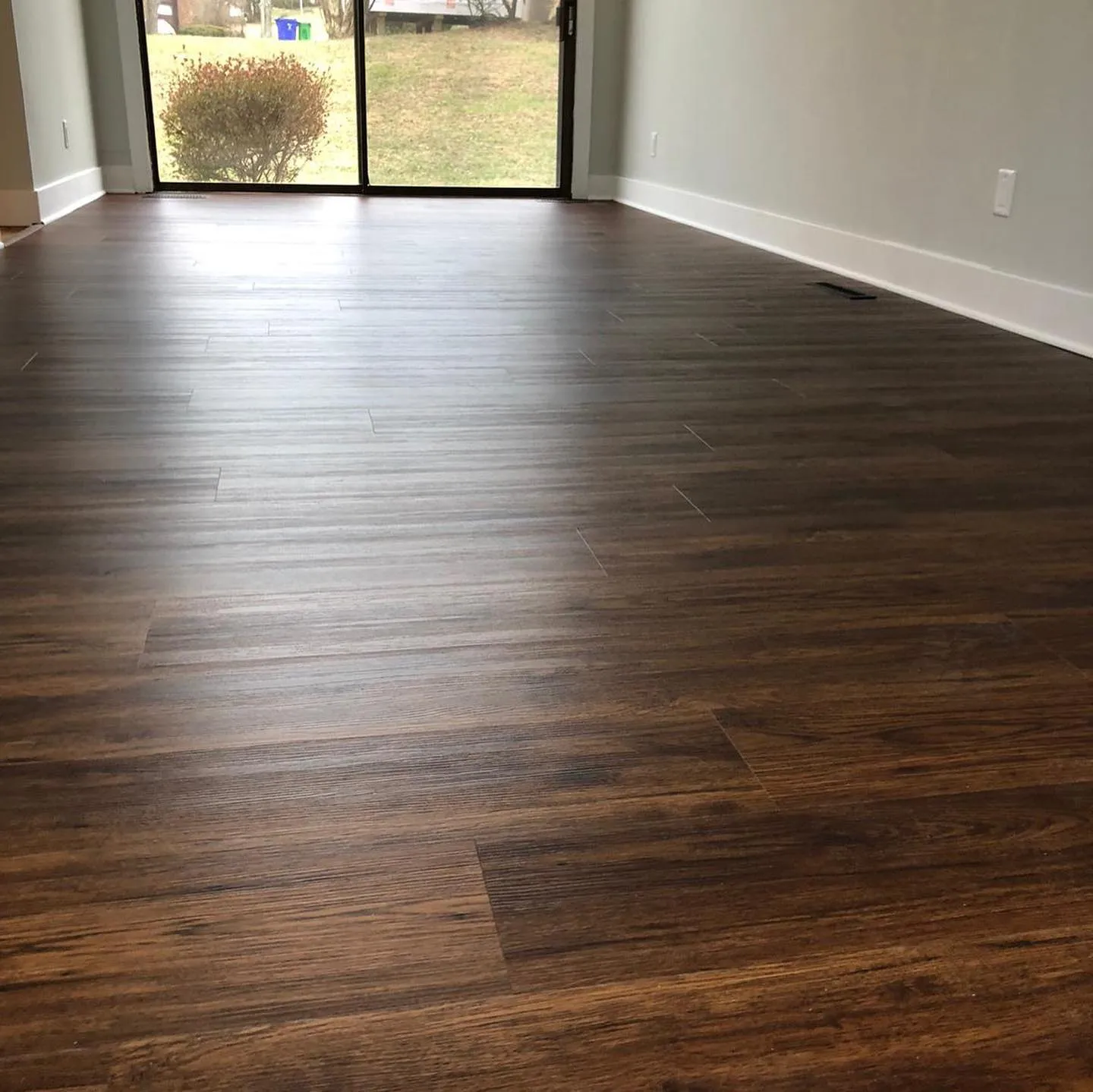 Choosing the right luxury vinyl plank flooring for your home 5 81365102 549026659026886 1534734937378066941 n 96058cfff0708cef64d2