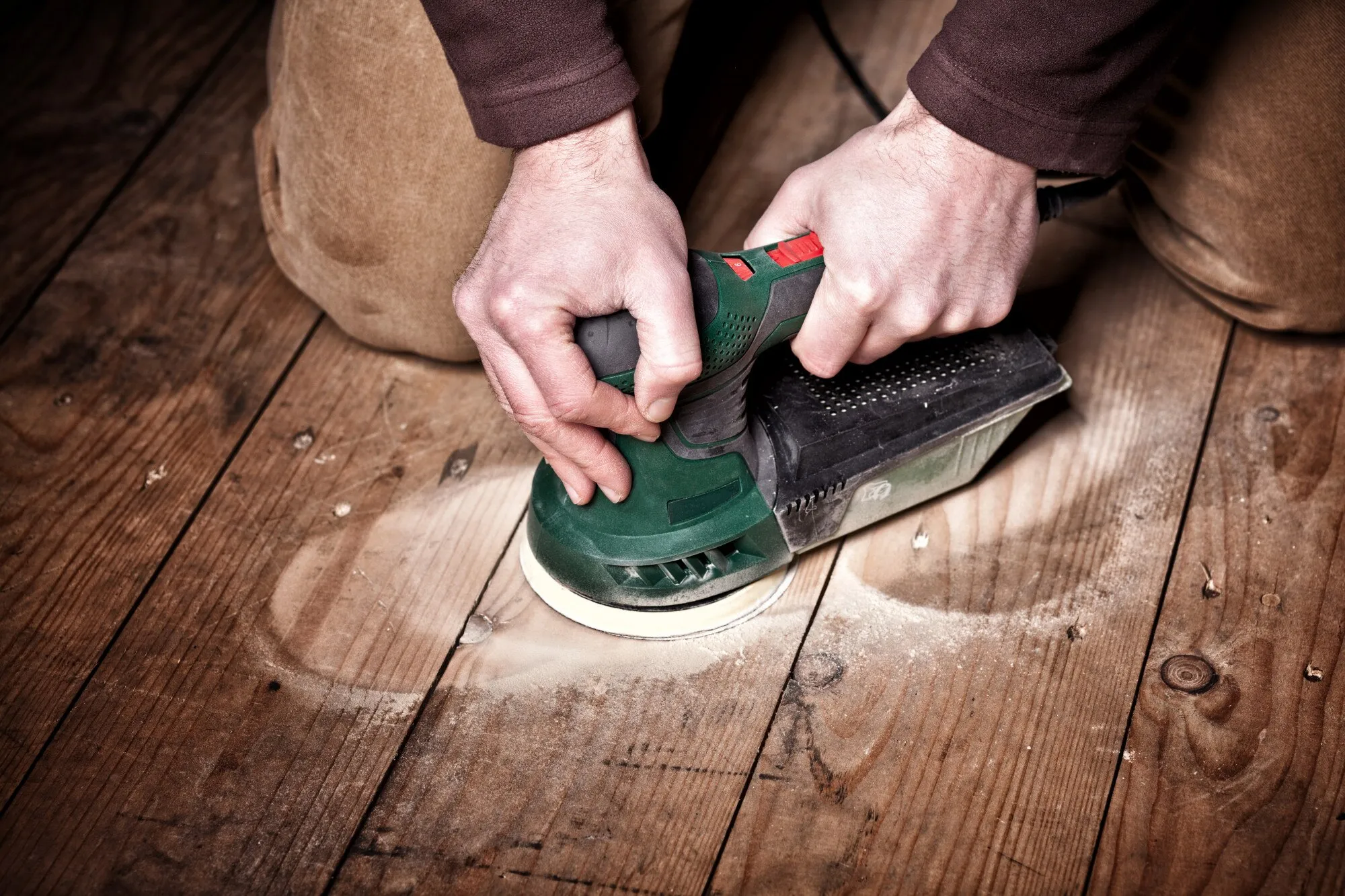Hardwood floor restoration: bringing your maryland historic home back to life 2 Sander in action 4ff1cef5fb46f84c4c6e